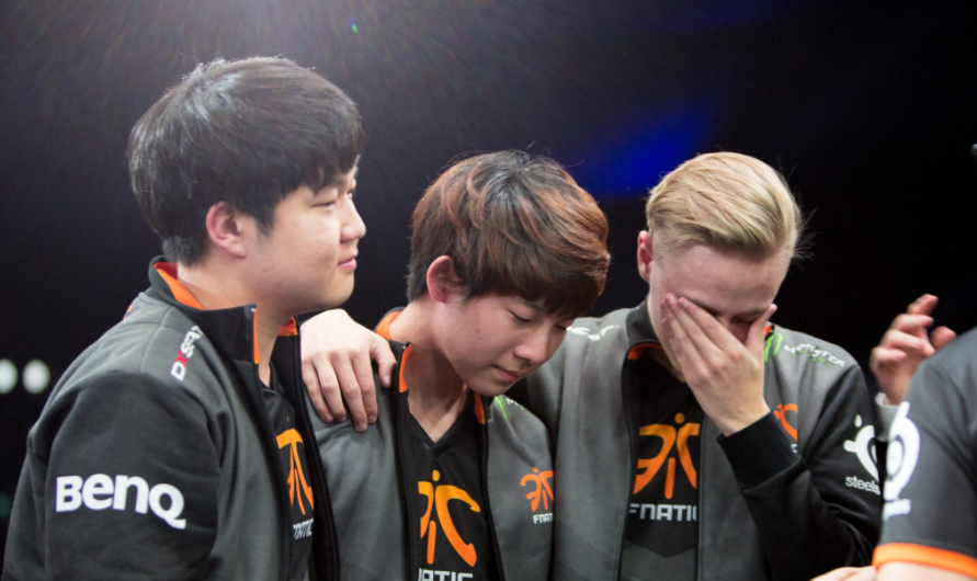 C9翻盘V5,Caps一己之力扛起全队 C9翻盘V5,Caps一己之力扛起全队