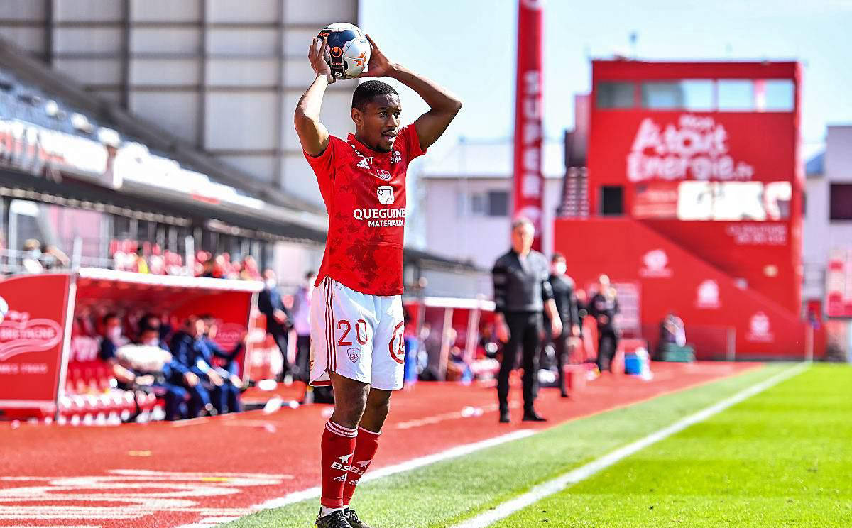 球队状态低迷,主帅振奋士气备战紧急调整的简单介绍 球队状态低迷,主帅振奋士气备战紧急调整的简单介绍