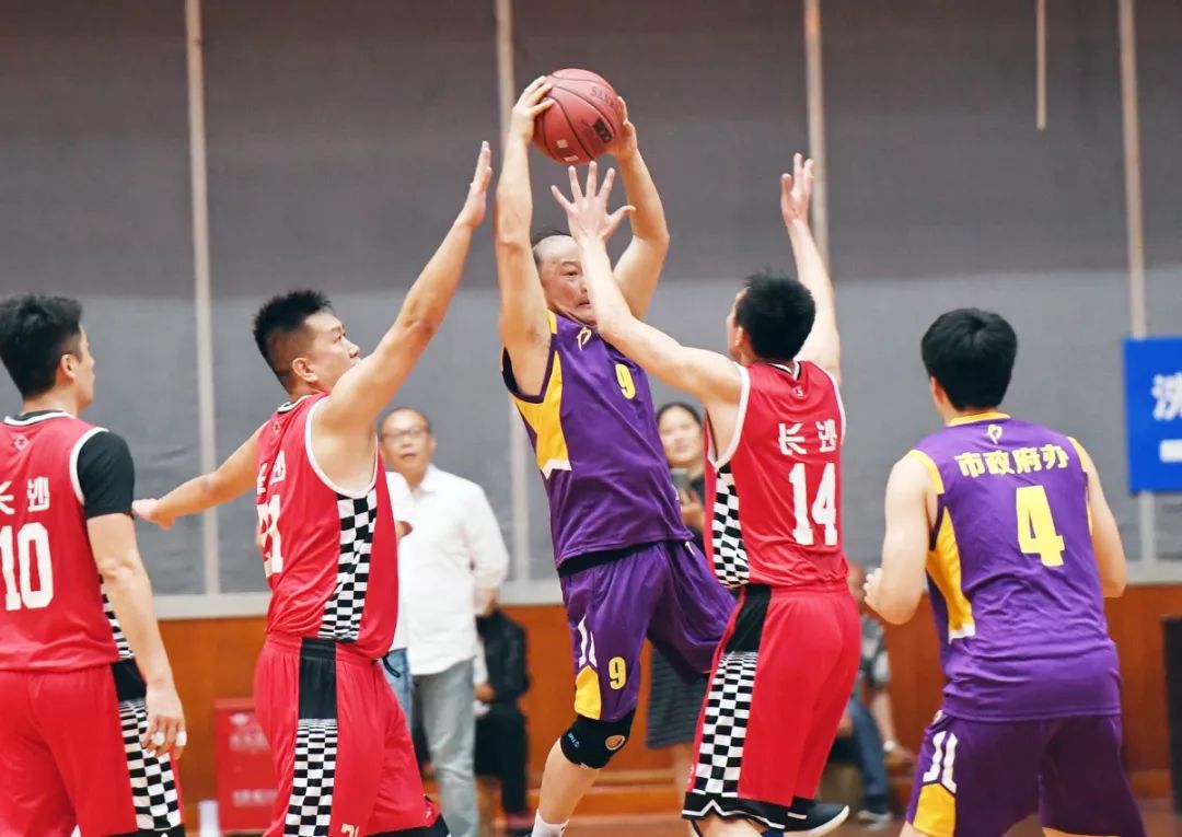 包含激情碰撞！火爆比赛即将上演的词条