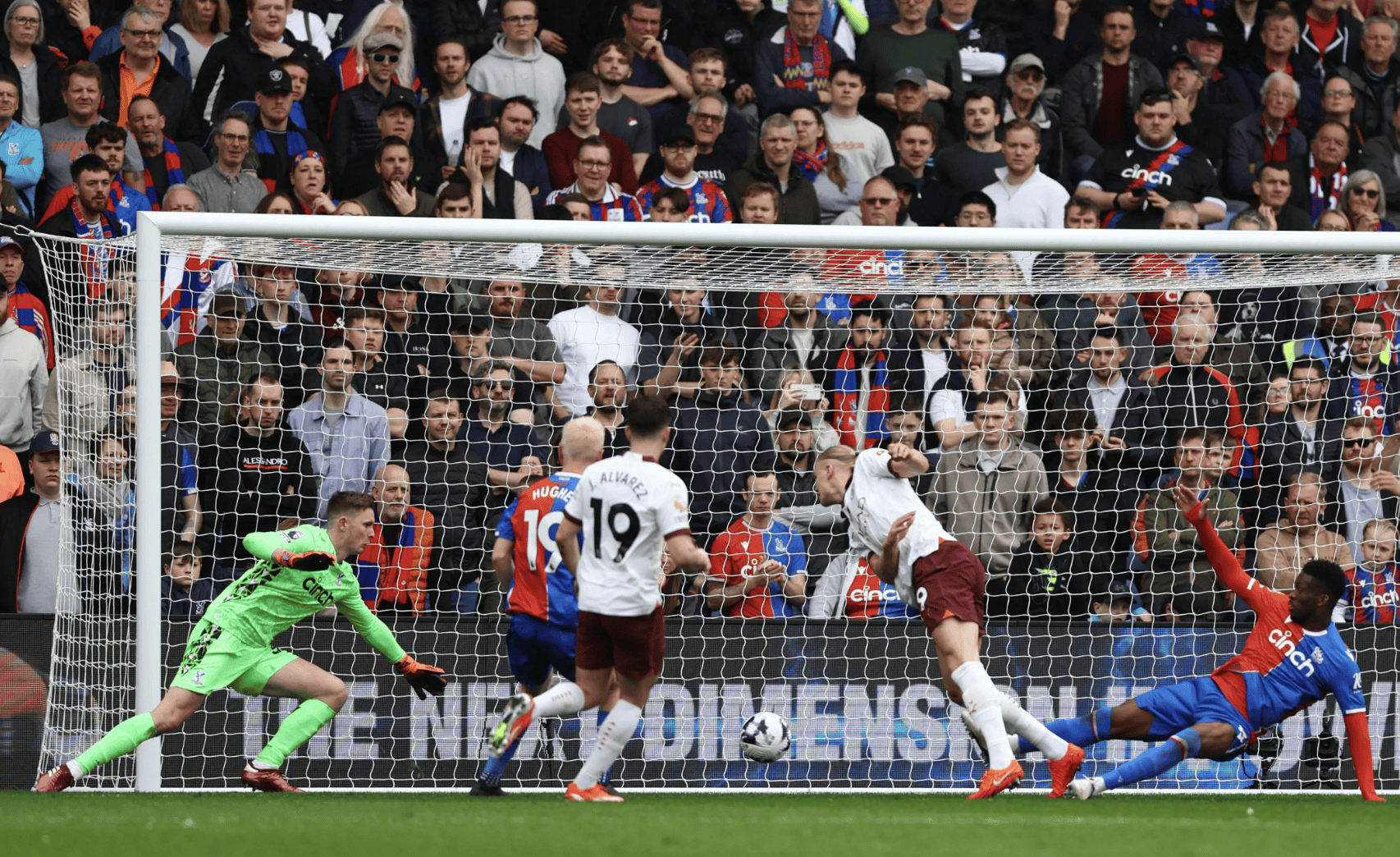 多特蒙德迎战曼城：胜负难测的简单介绍