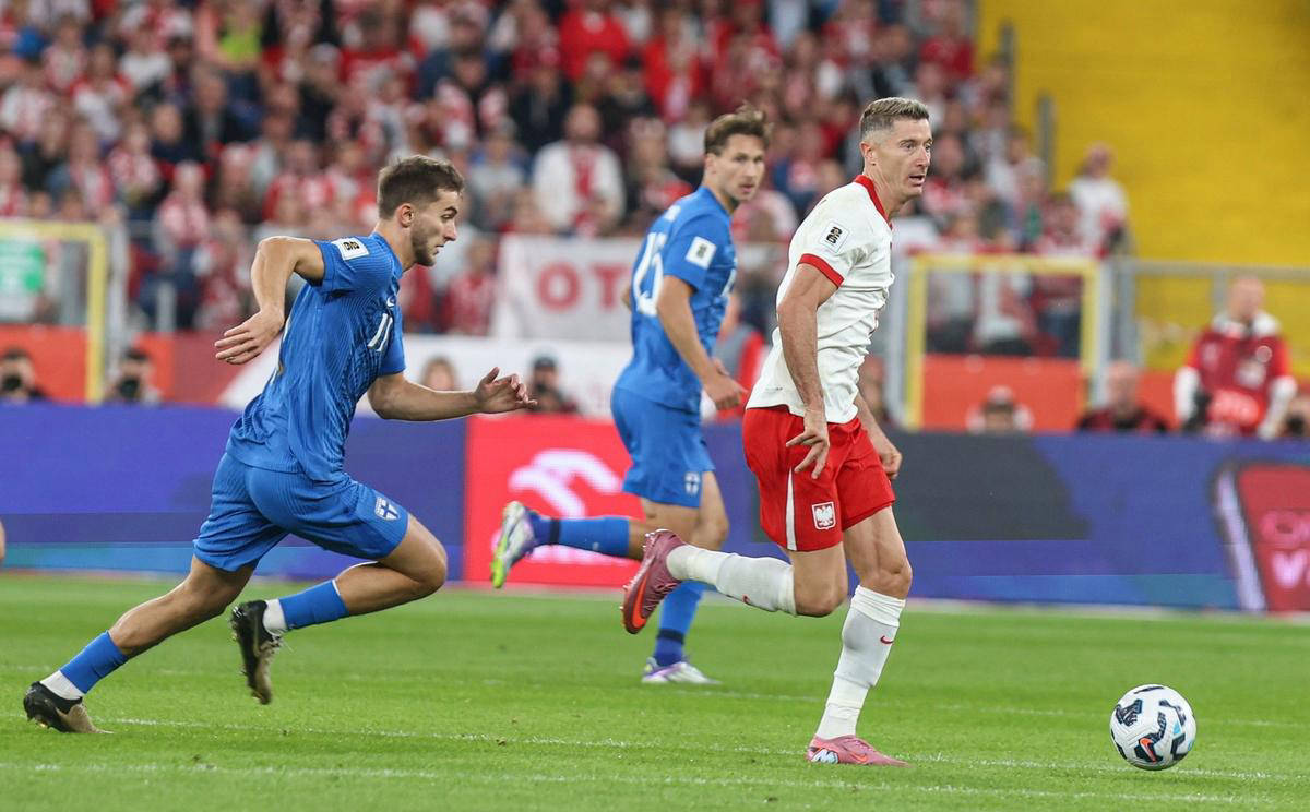 关于斯图加特队再度豪取胜利，实力强大的信息